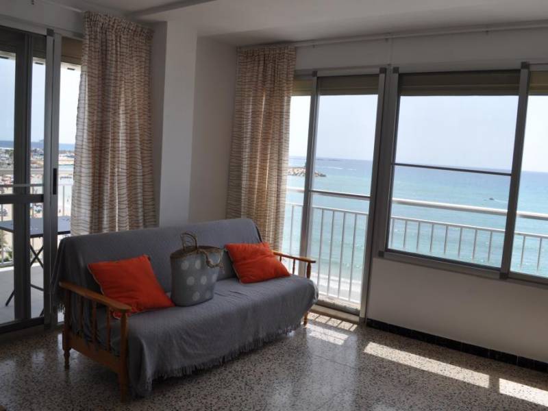 Apartment / Flat - Alquiler a largo plazo - Villajoyosa - Playa Centro